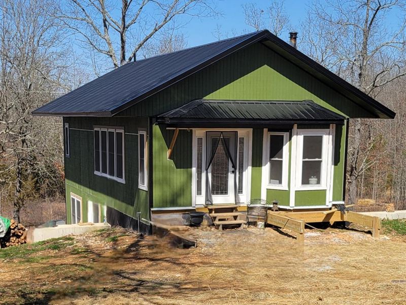 Off The Grid Oasis Close to Town : West Plains : Oregon County : Missouri