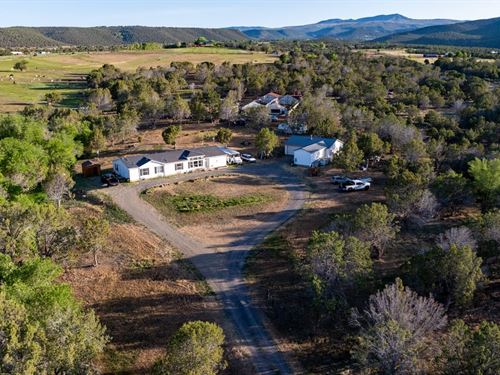 Colorado Country Home on 5.3 Acres : Hotchkiss : Delta County : Colorado