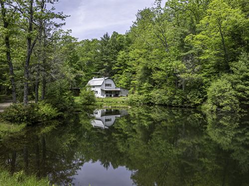 Cabin on a Pond in The Woods : Elk Creek : Grayson County : Virginia