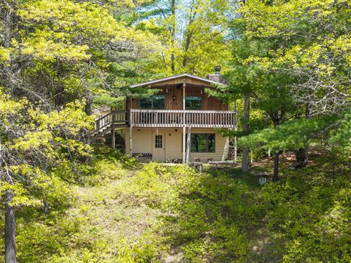 Home on Private Pond : Lac Du Flambeau : Vilas County : Wisconsin