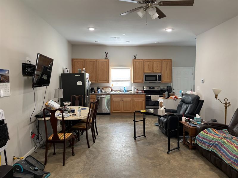 27 Wooded Acres with 2B2b Home : Searcy : White County : Arkansas