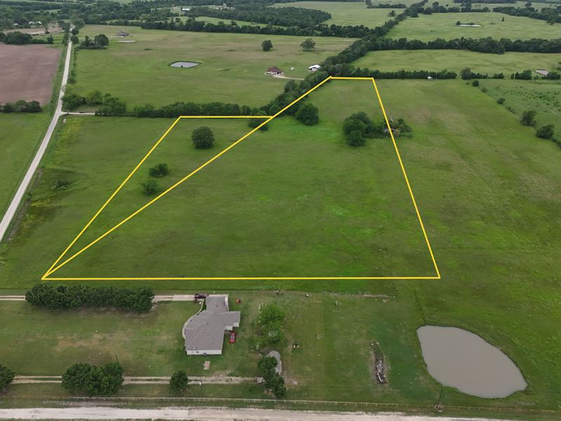 Country Acreage with No Restriction : Deport : Red River County : Texas