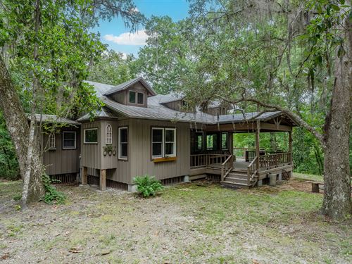 Life on The Bluff, Satilla River : White Oak : Camden County : Georgia