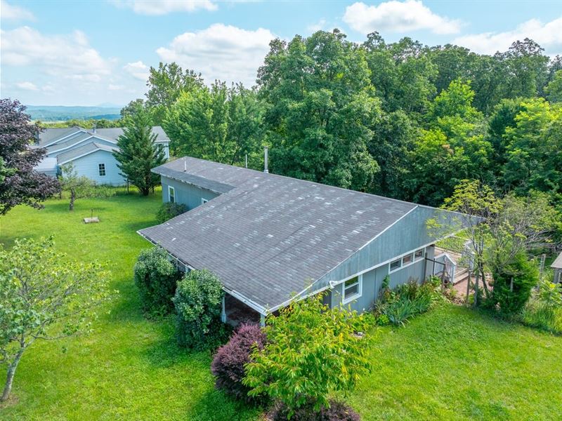 Woodland Mountain Trail, 12 Acres : Augusta : Hampshire County : West Virginia