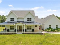 Signal Mountain Luxury Farmhouse : Signal Mountain : Sequatchie County : Tennessee