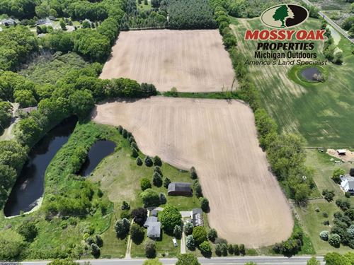 20 Acres, Home 1474 E. Dexte : Dansville : Ingham County : Michigan