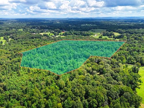 27 Acres with Hilltop Views in TN : Sparta : White County : Tennessee