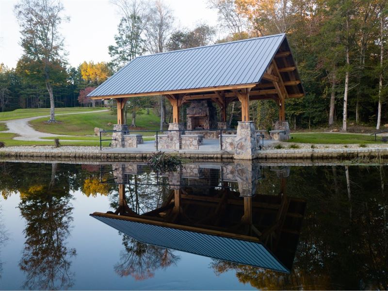 44 Acres of Commercial and Recreati : Stony Creek : Sussex County : Virginia