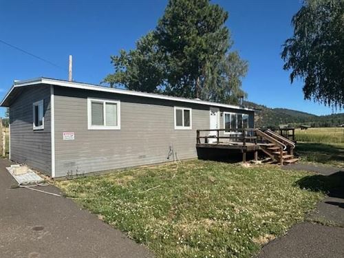 5 Acres Hobby Farm : Klamath Falls : Klamath County : Oregon