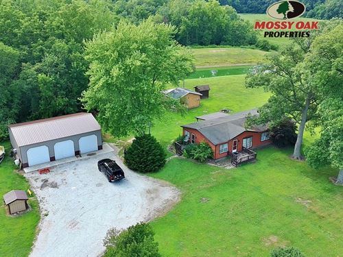 Home on 10 Acres 431 N US Hwy 4 : Medaryville : Pulaski County : Indiana