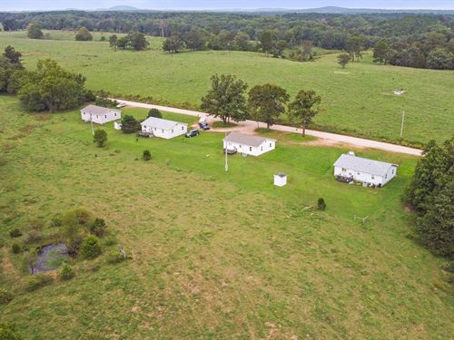 Income Producing Cabin Retreat : Dora : Ozark County : Missouri