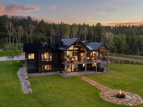 Rough Diamond Ranch : Chromo : Archuleta County : Colorado