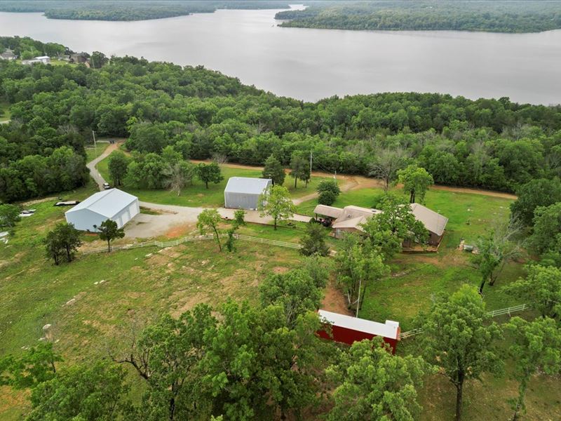 Lakefront Home & Tiny House : Protem : Marion County : Missouri