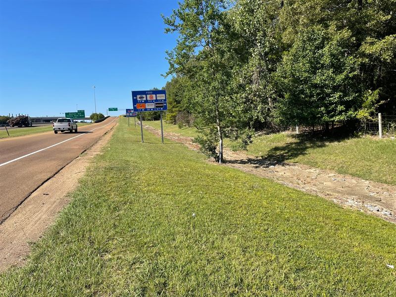 10 Acre Commercial Property in Madi : Madison : Madison County : Mississippi