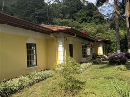 Luxury House on 8.65 Acres : Grecia : Costa Rica