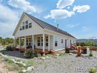 Stylish Home : Salida : Chaffee County : Colorado