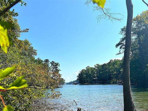 29-127 Castaway Cove : Eclectic : Elmore County : Alabama