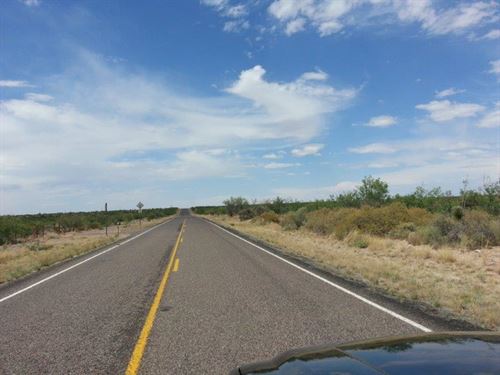 60 Acs Only 5 Miles From Paved Hwy : Sierra Blanca : Hudspeth County : Texas