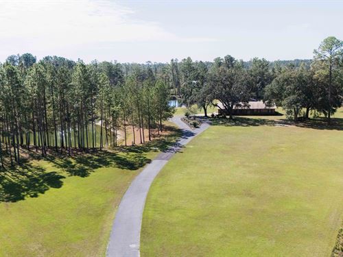 Home in Northern Lowndes County : Hahira : Lowndes County : Georgia