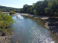 Magnificent Gasconade River Missour : Richland : Pulaski County : Missouri