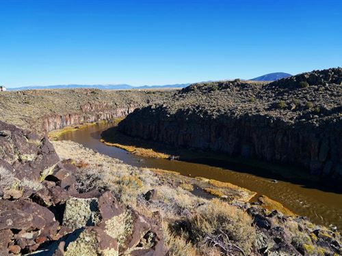 Endless Views of Rio Grande River : San Luis : Costilla County : Colorado