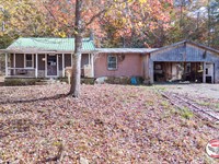 20 +/- Acres with Neglected Cabin : Albany : Clinton County : Kentucky