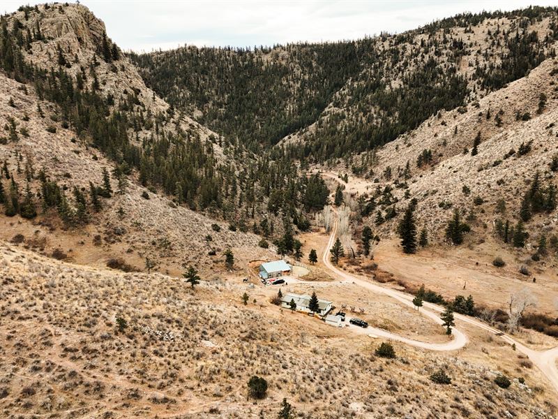 Boxer Ranch Road Home and 35 Acres : Livermore : Larimer County : Colorado