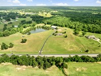 Paris, TX Luxury Equine Estate 26.7 : Paris : Lamar County : Texas