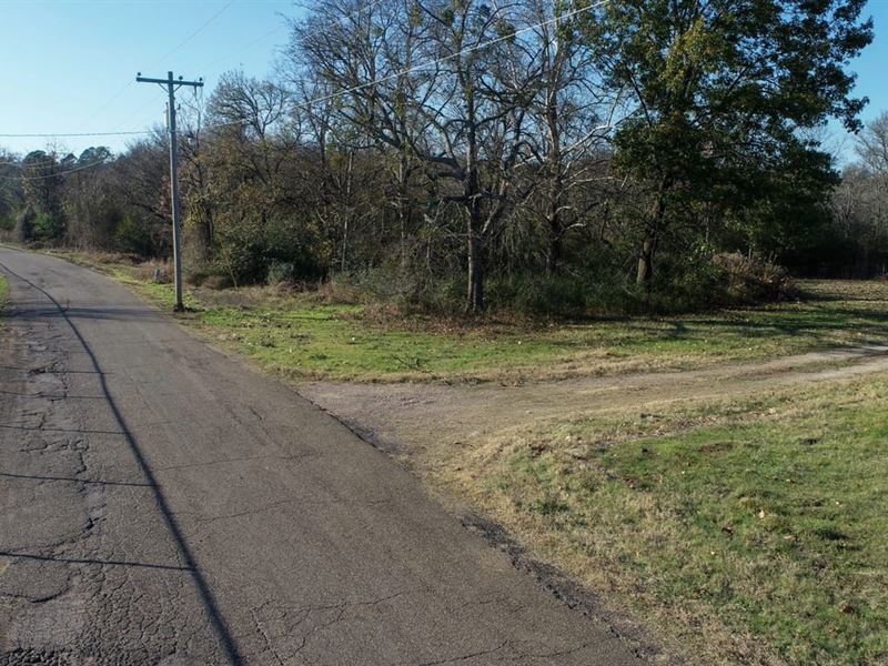 19.63 Acres in Idabel, Oklahoma : Idabel : McCurtain County : Oklahoma