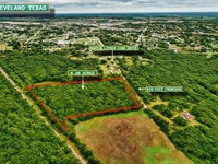 6.46 Acre Wooded 3-Parcel In-Town : Cleveland : Liberty County : Texas