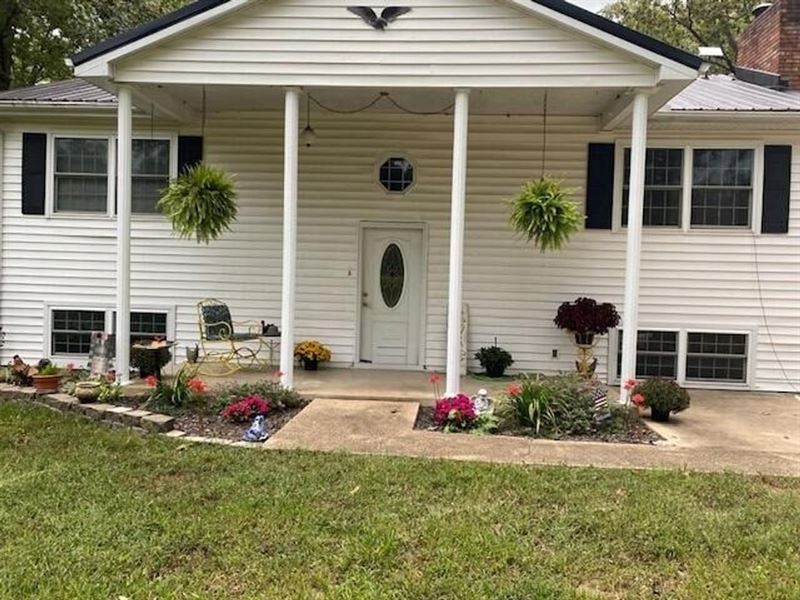 47 Acres 4 Bedroom, 2 1/2 Bath Clos : Summersville : Texas County : Missouri