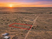 5 Acre Airport-Adjacent, Views : Winslow : Navajo County : Arizona