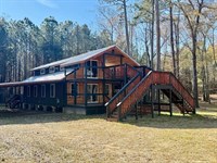 Premier 42.76 Acre Riverfront Retre : Tarboro : Edgecombe County : North Carolina