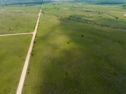 10.5 Acres, Wolchik Road : Sealy : Austin County : Texas