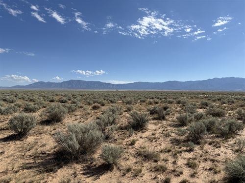 5 Acres to Build, Camp, or Hold : Los Lunas : Valencia County : New Mexico