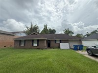 9 Single Family Homes & 3 Lots : Slidell : Saint Tammany Parish : Louisiana