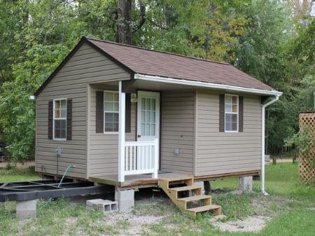 Amazing River Frontage : Grant : Newaygo County : Michigan