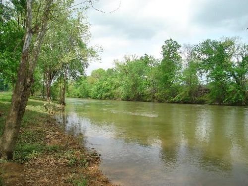 Buffalo River Frontage : Waynesboro : Wayne County : Tennessee