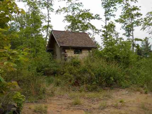 33030 West North Rd Mls 1067124 : Bay Mills : Chippewa County : Michigan