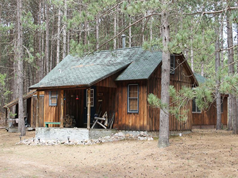 Fully Furnished Cabin Borders State : Diana : Lewis County : New York