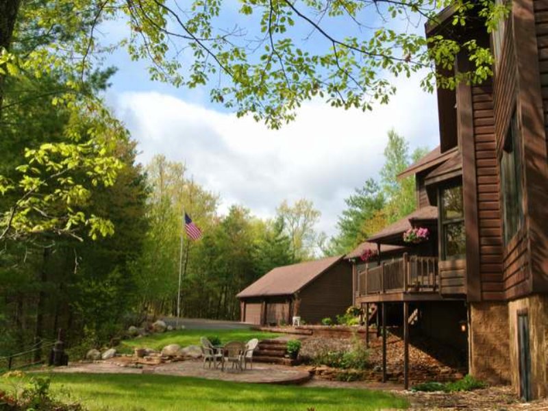 Little Arbor Vitae Lake Estate Farm for Sale in Arbor Vitae, Vilas