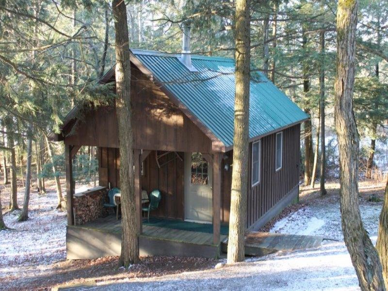 Cabin On Gorton Lake Secluded, Farm for Sale in New York, 69788 FARMFLIP