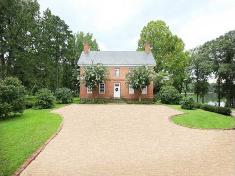 Classic Designed By James Means : Claxton : Evans County : Georgia