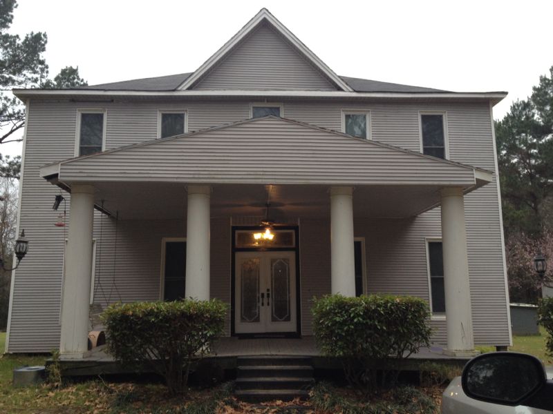 Historic Home and 5 Acres : San Augustine : San Augustine County : Texas