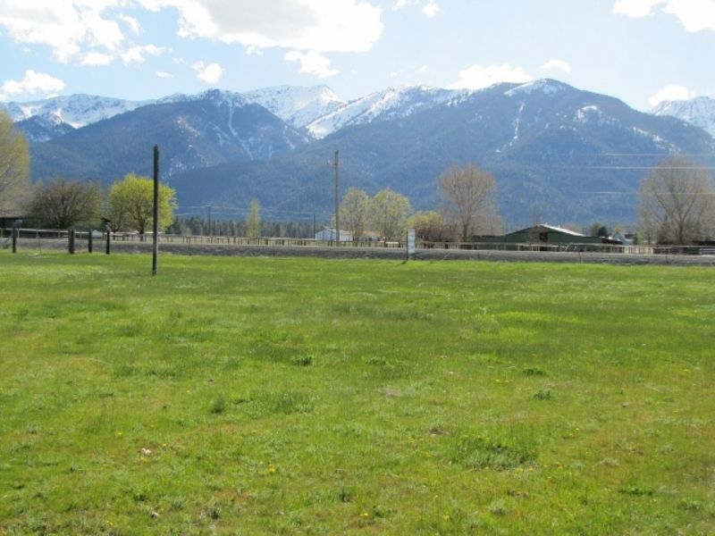 Buildable Acreage W/ Beautiful View : Baker City : Baker County : Oregon