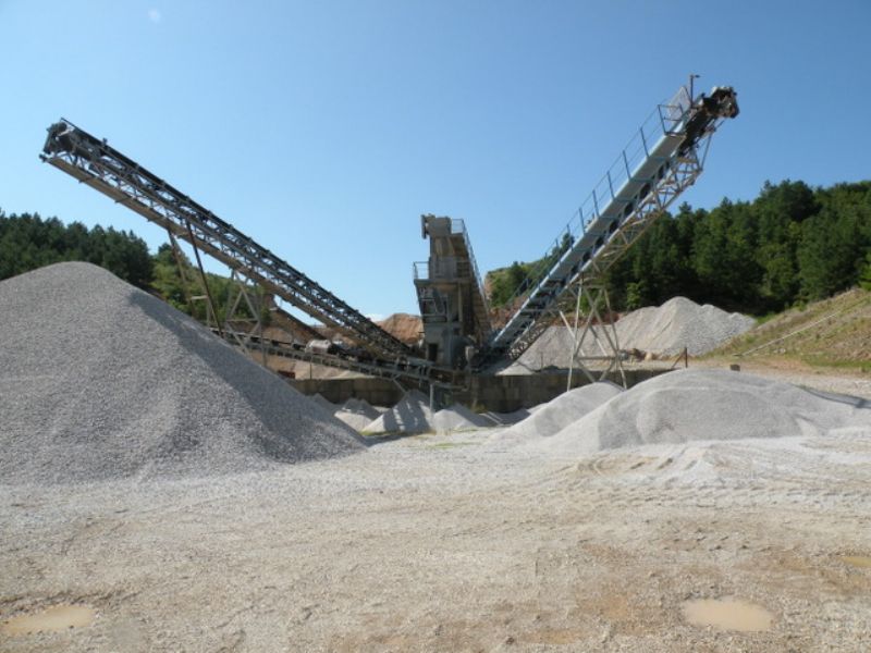 Income Producing Rock Quarry : Bismarck : Hot Spring County : Arkansas