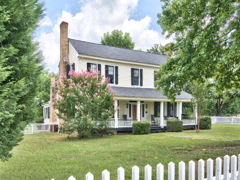 Antebellum Farm with 12ac Lake : Siloam : Greene County : Georgia