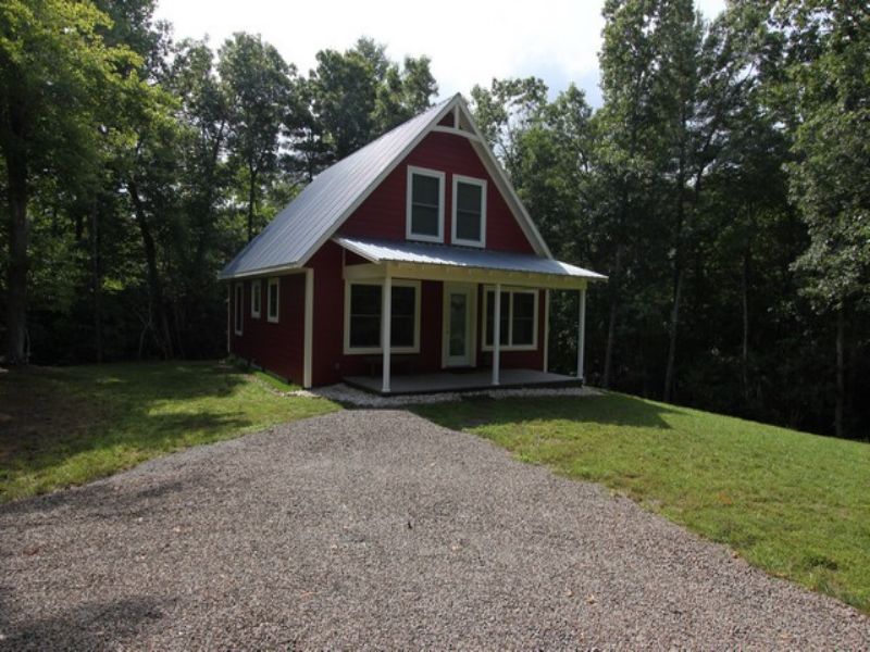 Home & Acreage Close To New River : Independence : Grayson County : Virginia