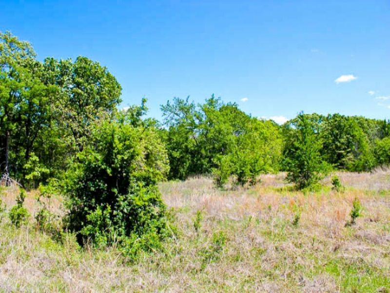 14.2 Acre Saddlebrook Ranch : Okemah : Okfuskee County : Oklahoma