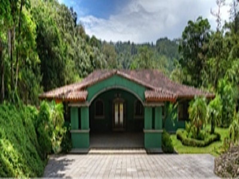 26 Ac Estate, River, Waterfall : Orosi : Costa Rica